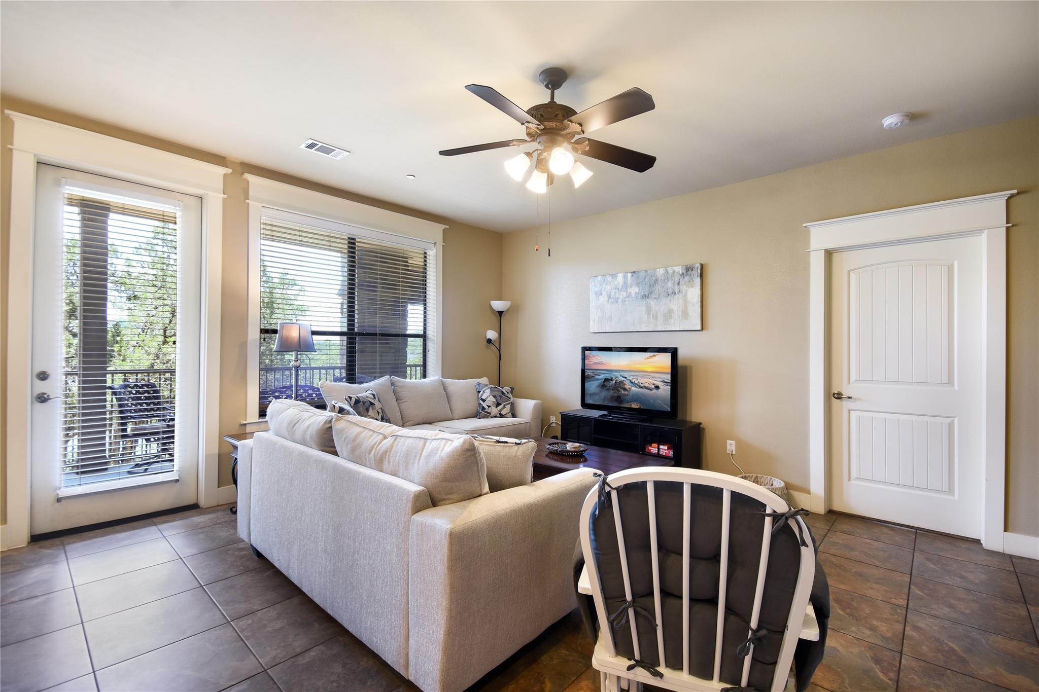 17808 Maritime Point Dr # 101, Jonestown, TX 78645