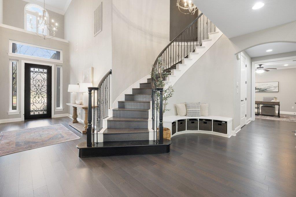 122 Lakota Pass, Austin, TX 78738