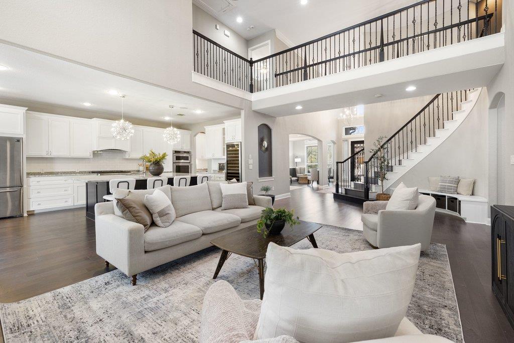 122 Lakota Pass, Austin, TX 78738