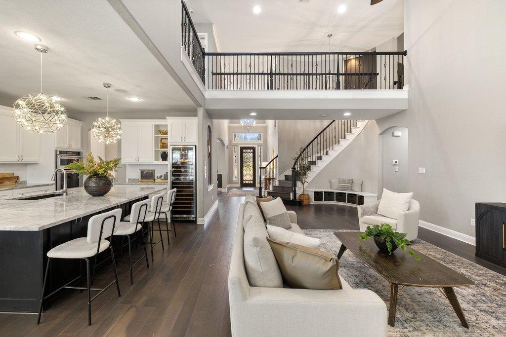 122 Lakota Pass, Austin, TX 78738