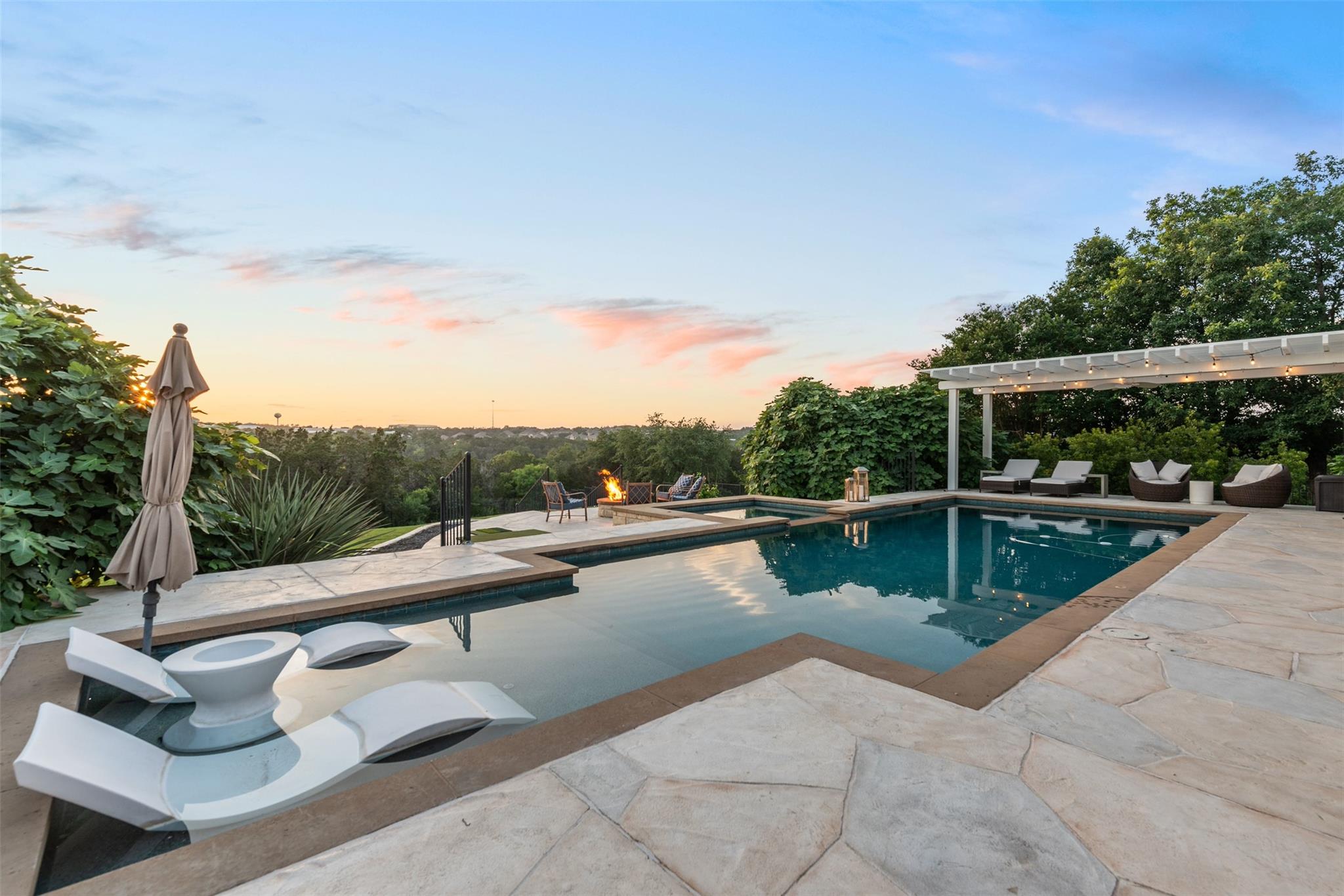 122 Lakota Pass, Austin, TX 78738