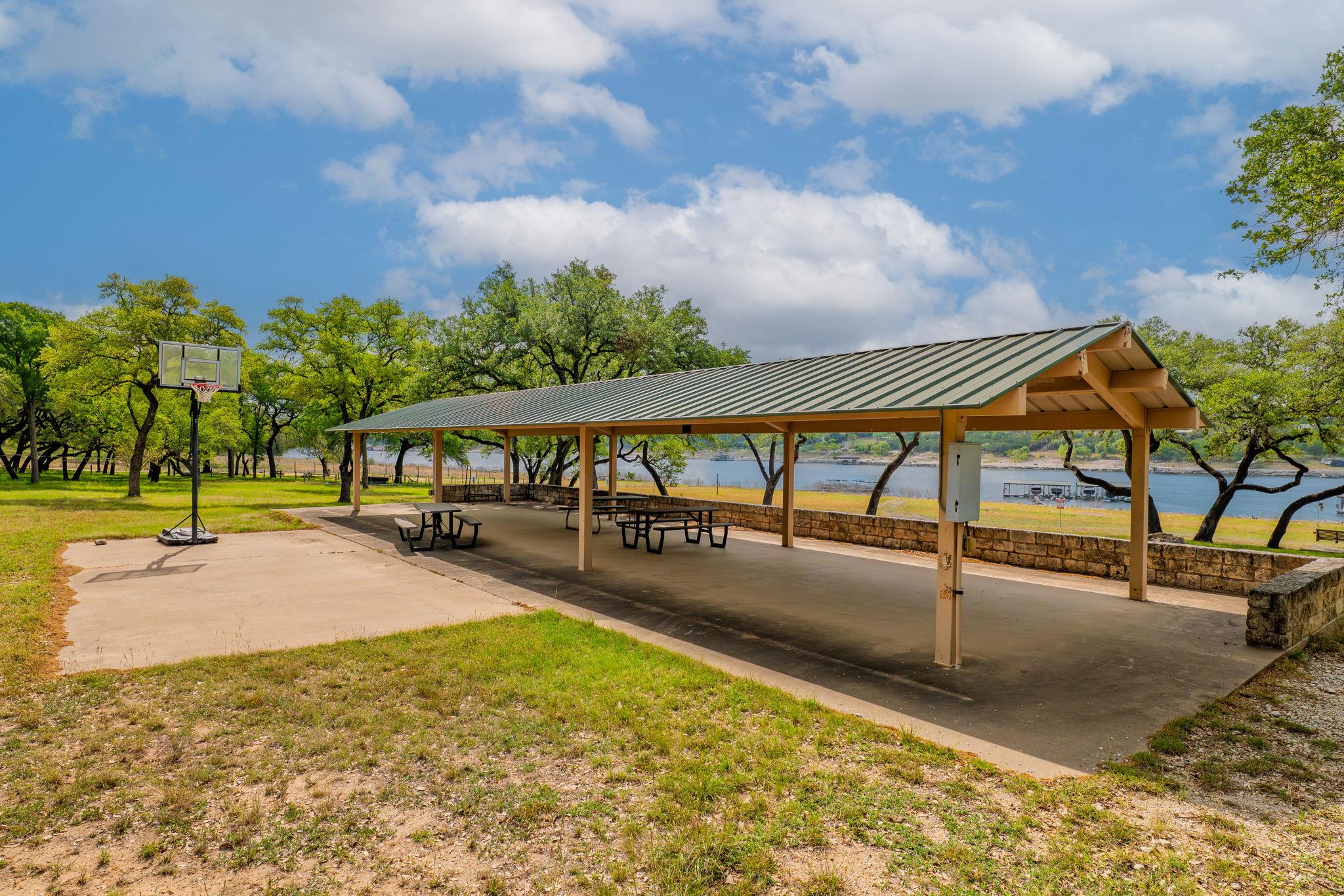 20900 Waterside Dr # 1, Lago Vista, TX 78645