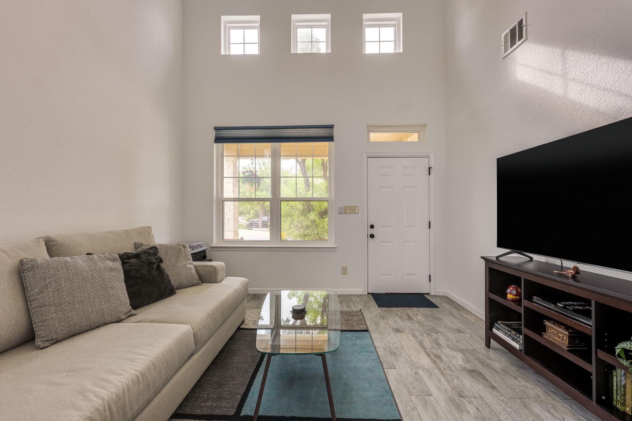 20900 Waterside Dr # 1, Lago Vista, TX 78645