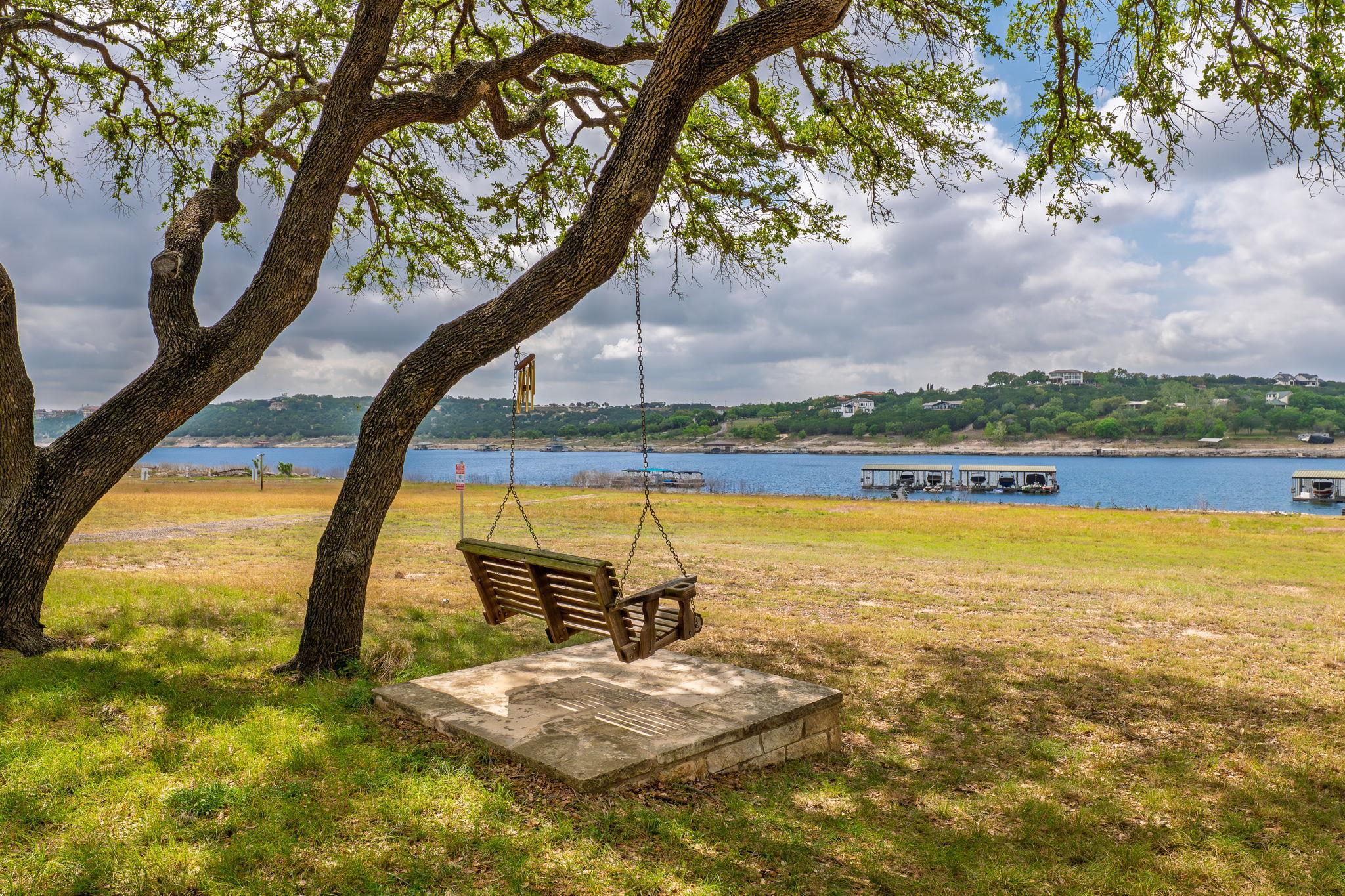 20900 Waterside Dr # 1, Lago Vista, TX 78645