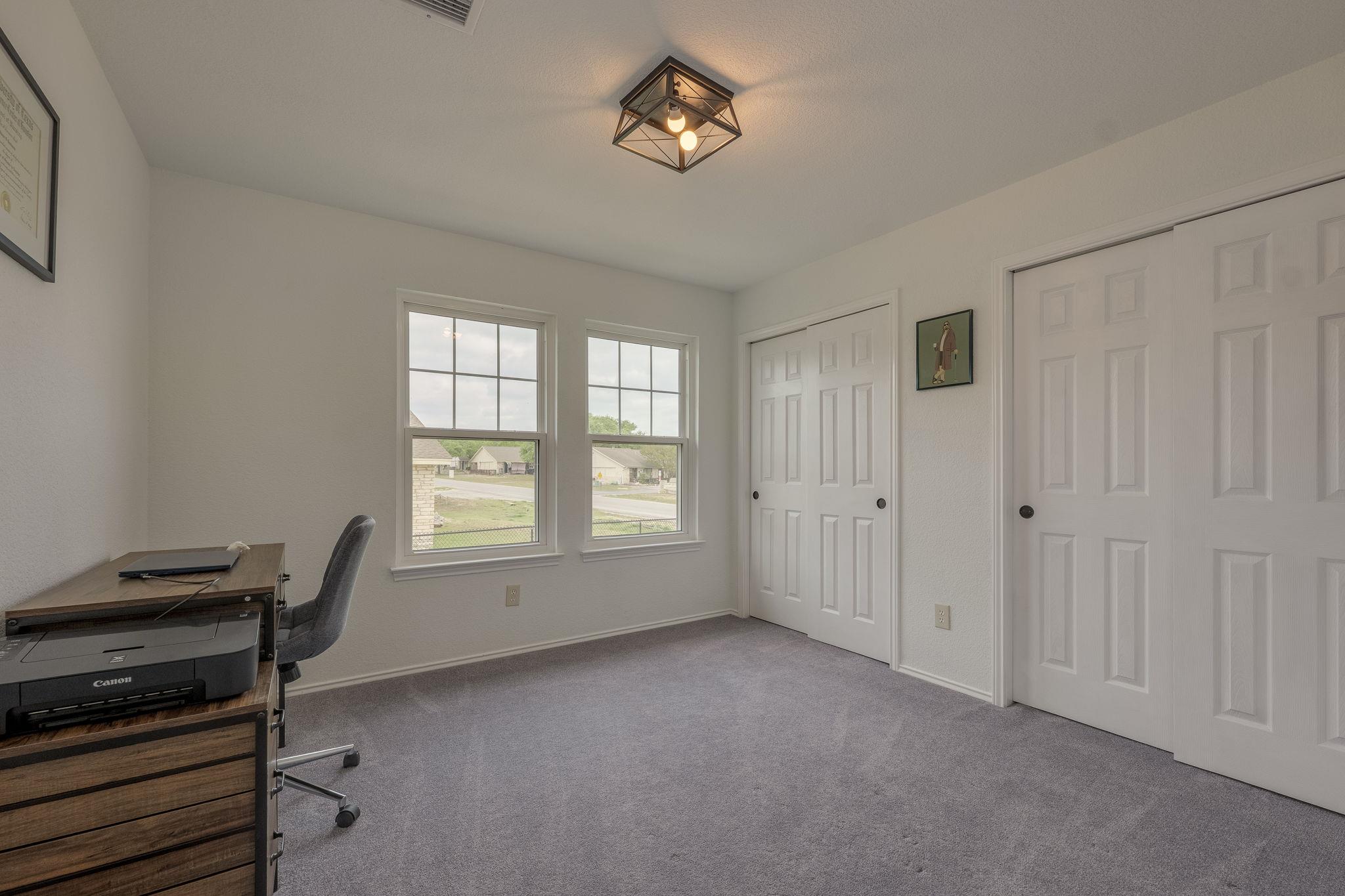 20900 Waterside Dr # 1, Lago Vista, TX 78645