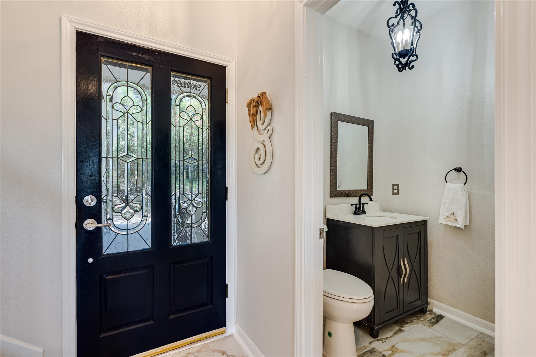 971 Barbara Dr, Canyon Lake, TX 78133