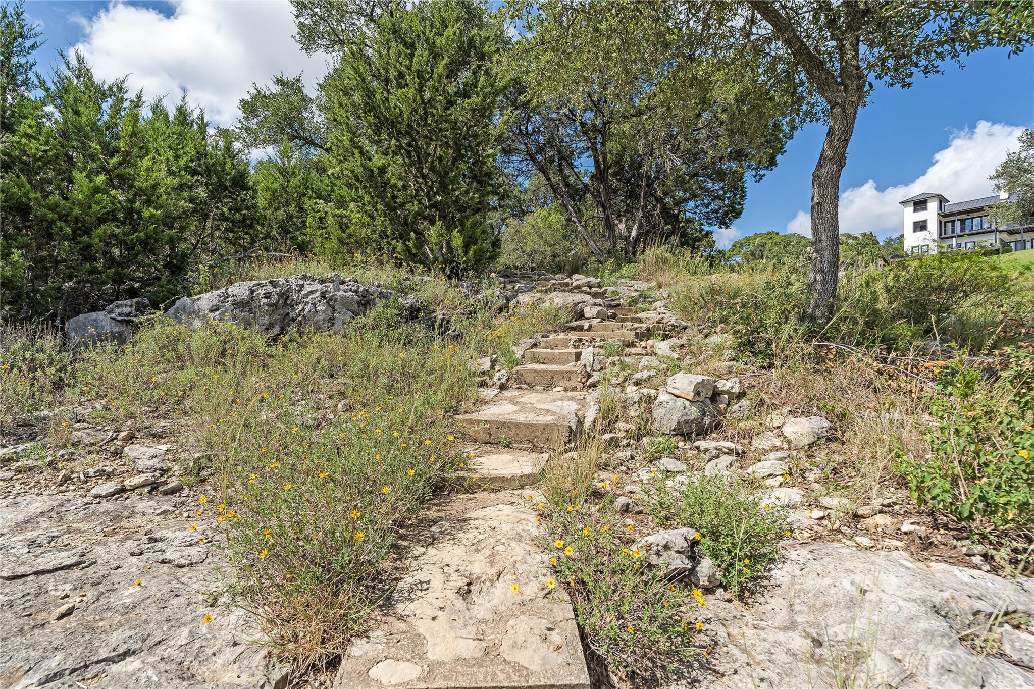 971 Barbara Dr, Canyon Lake, TX 78133