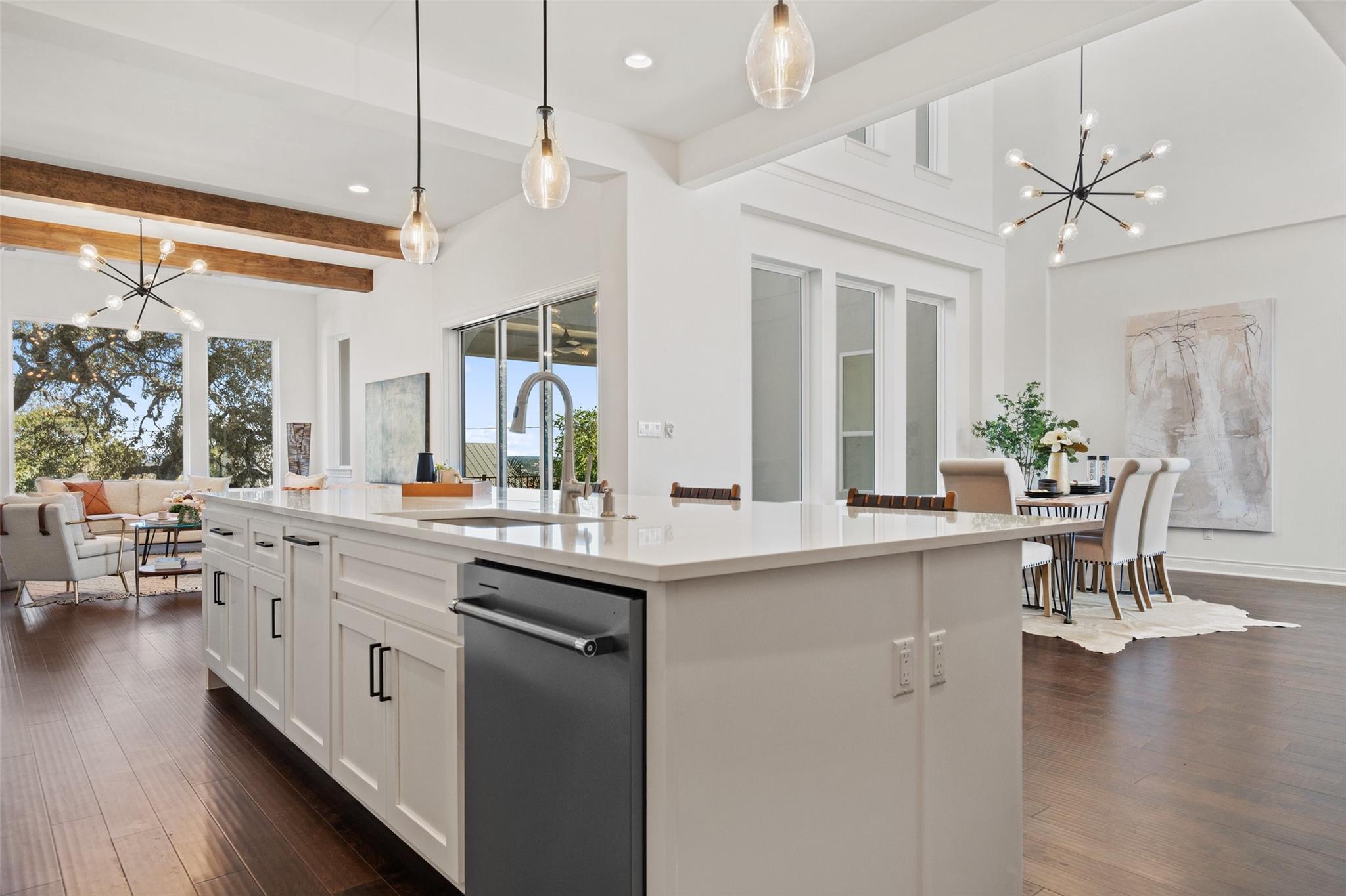 924 Bristol Creek Bnd, Lakeway, TX 78738