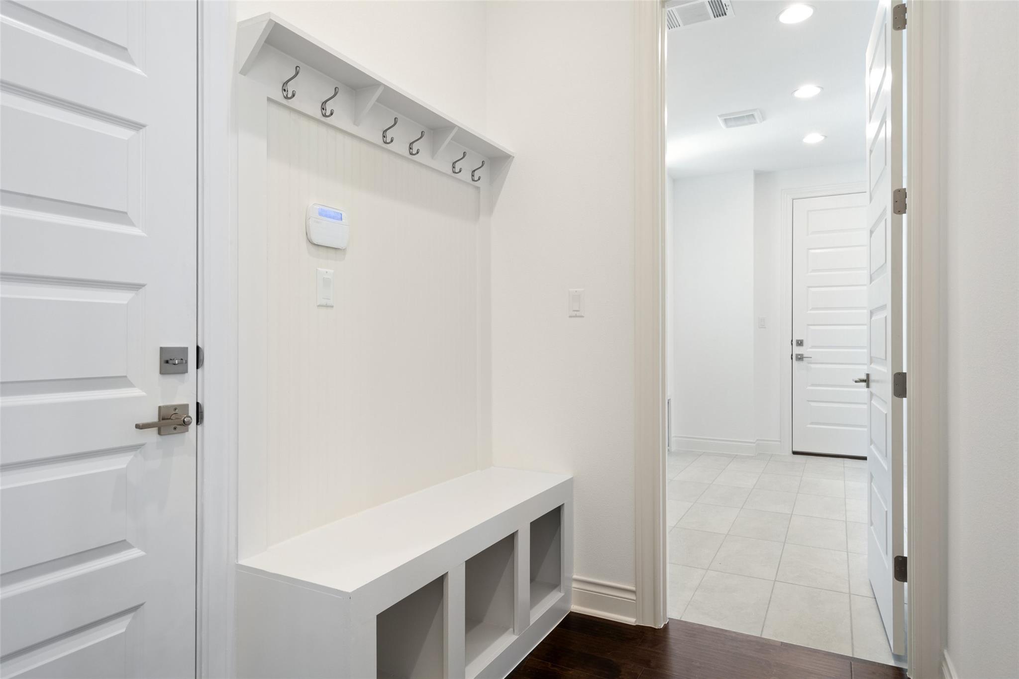 924 Bristol Creek Bnd, Lakeway, TX 78738