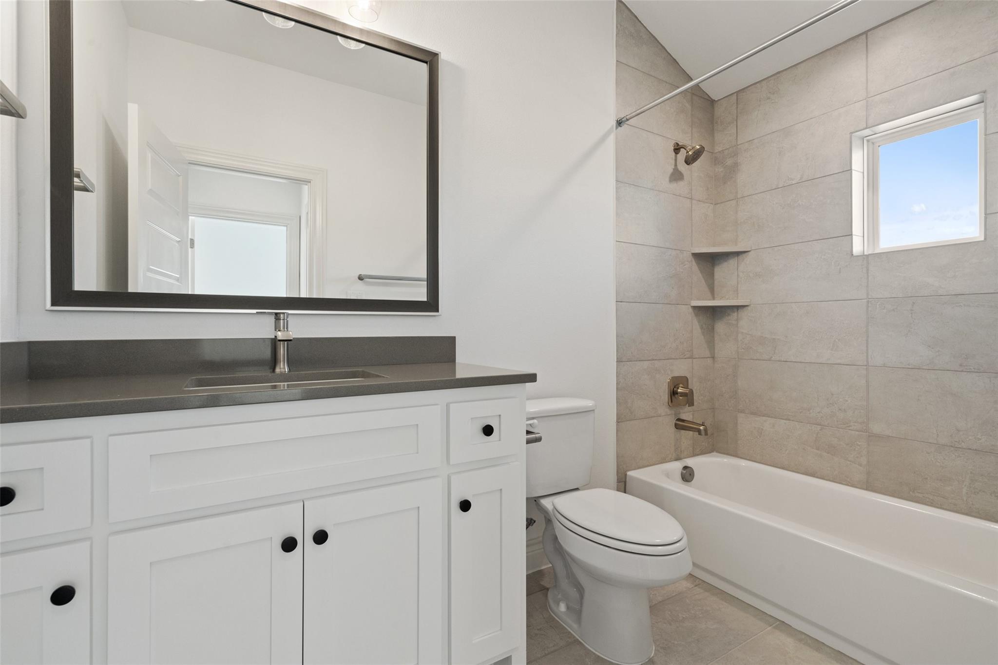 924 Bristol Creek Bnd, Lakeway, TX 78738