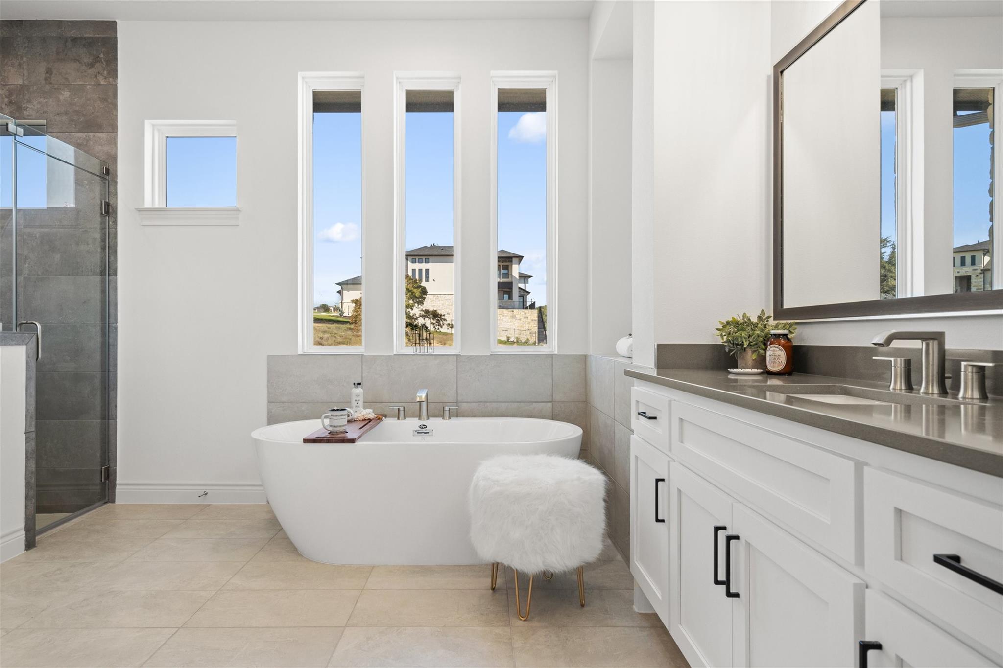 924 Bristol Creek Bnd, Lakeway, TX 78738