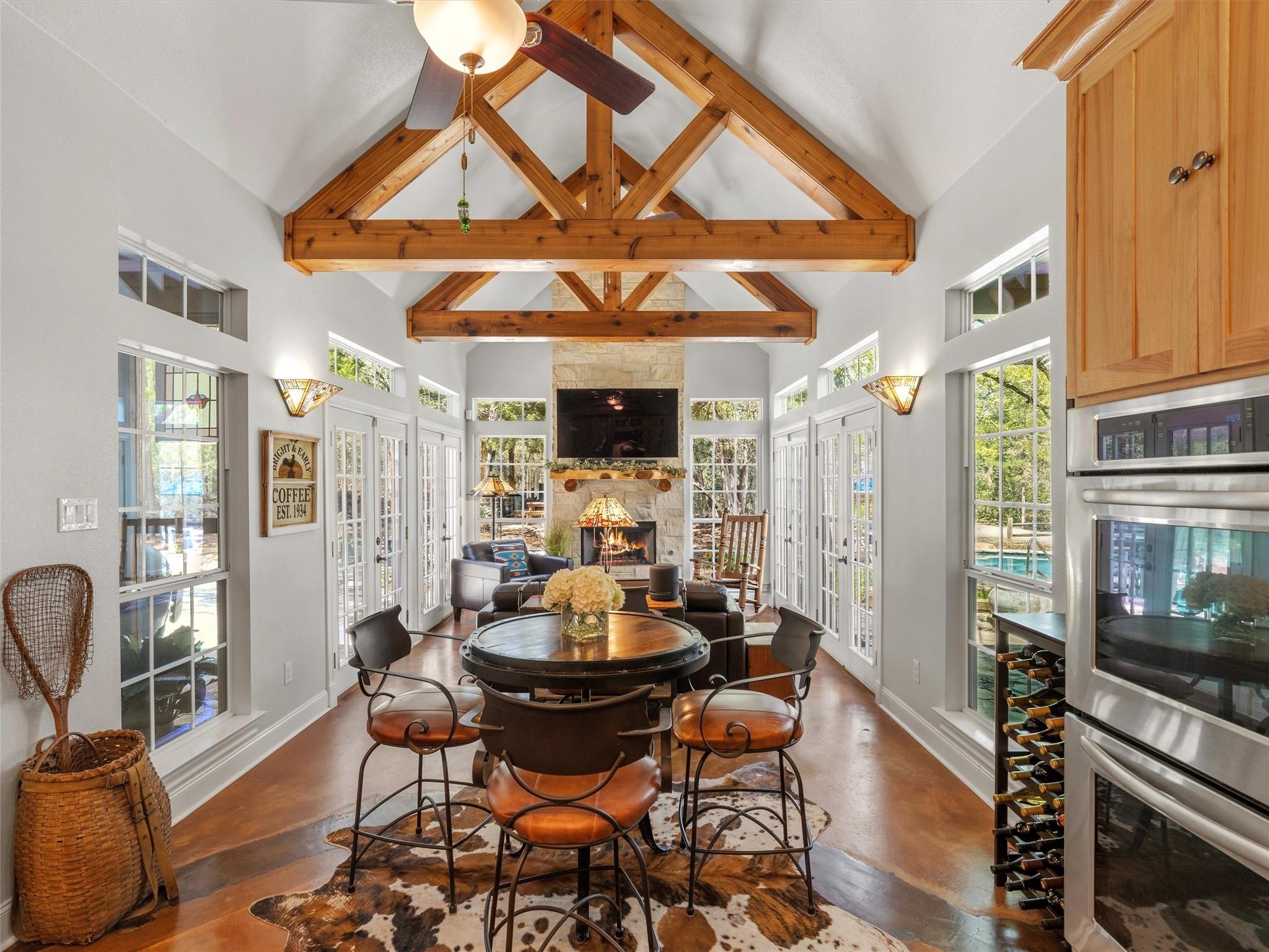 321 Red Rock Ranch Rd, Red Rock, TX 78662