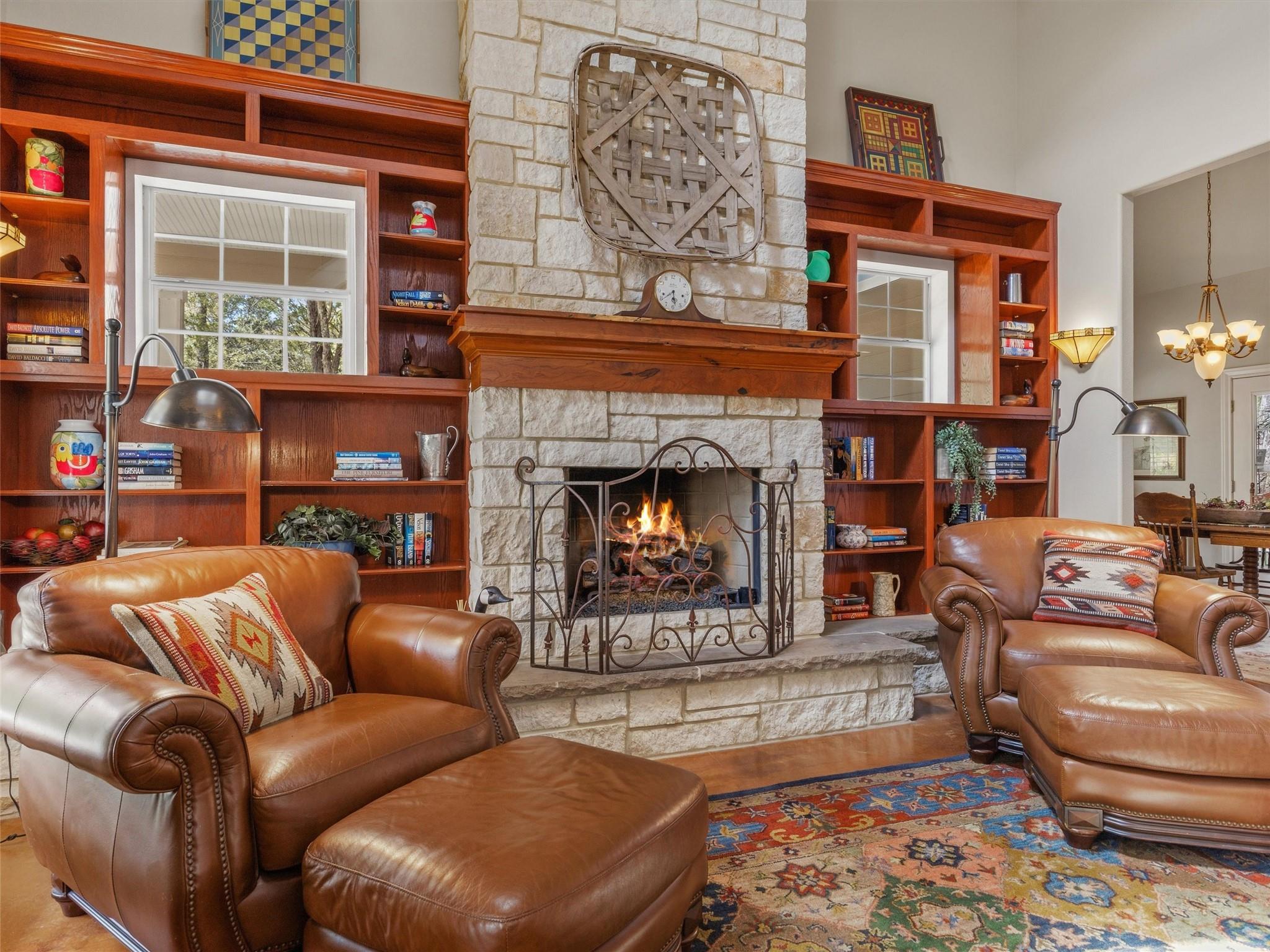 321 Red Rock Ranch Rd, Red Rock, TX 78662