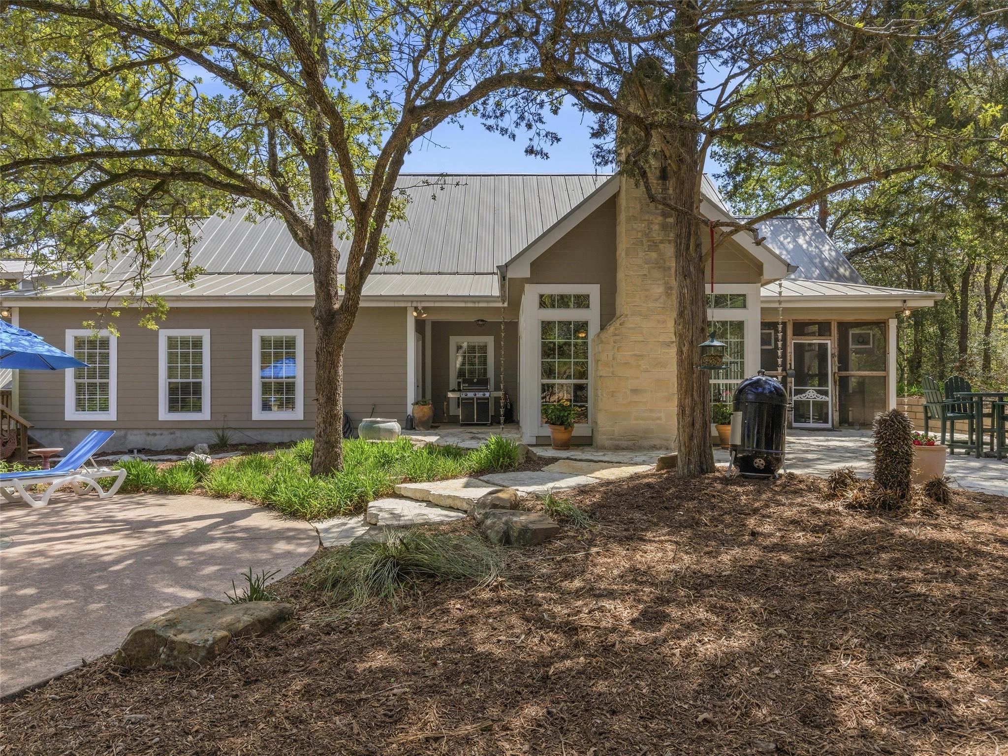 321 Red Rock Ranch Rd, Red Rock, TX 78662