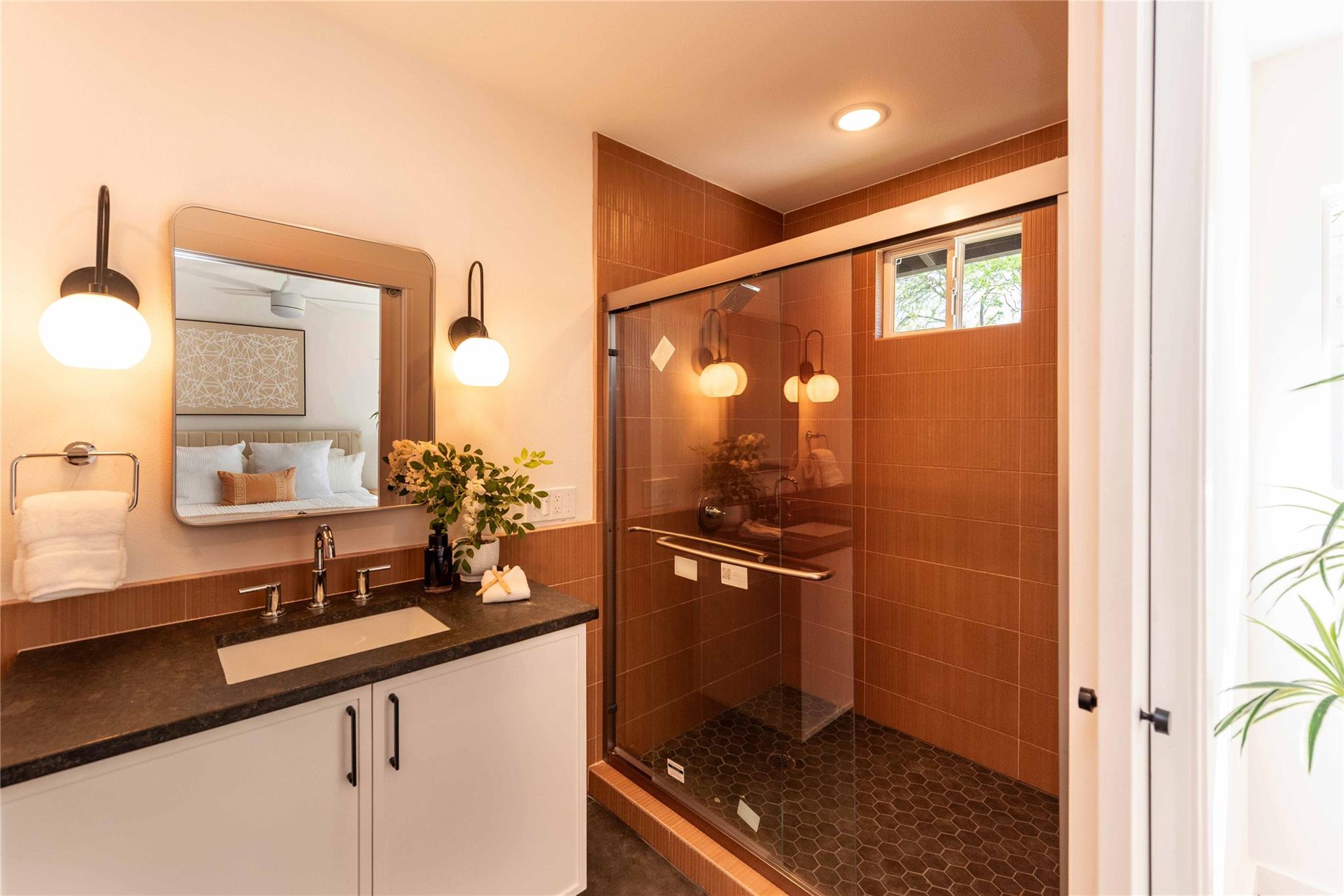 4717 Avenue H Ave # 1, Austin, TX 78751