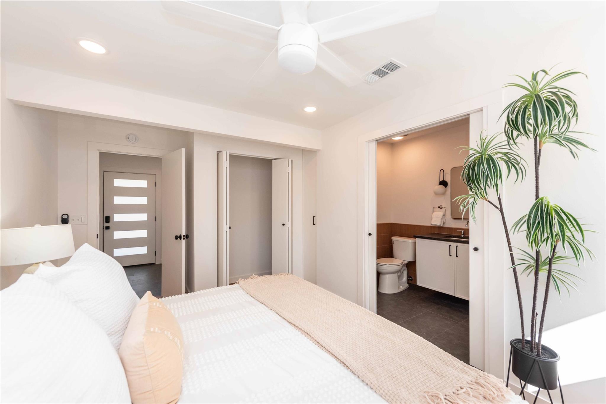 4717 Avenue H Ave # 1, Austin, TX 78751