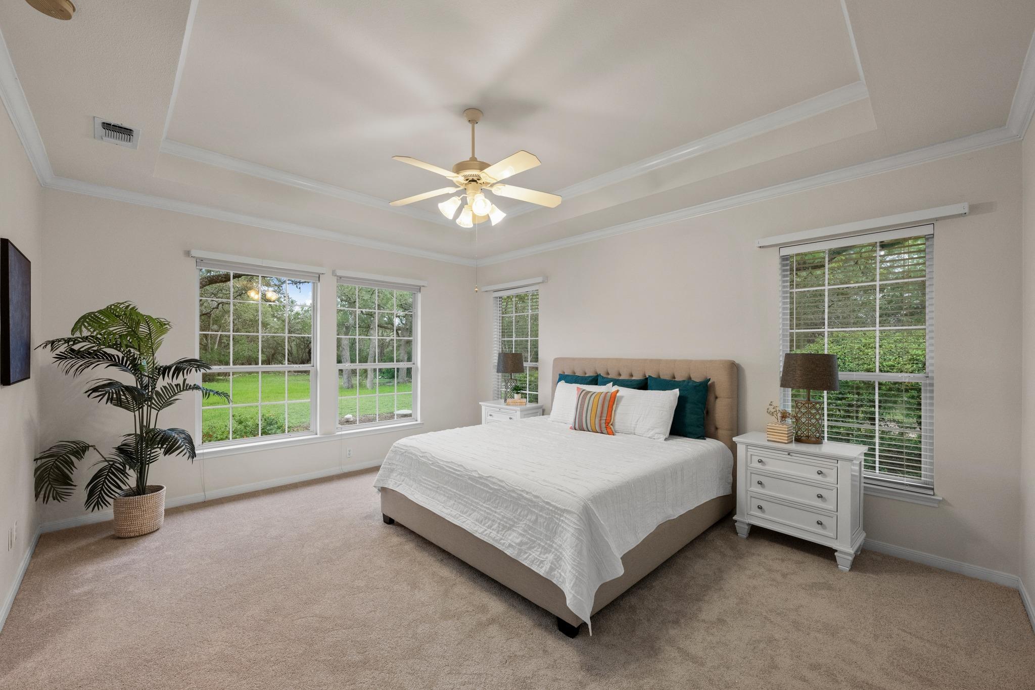 8305 Scenic Oaks Dr, Austin, TX 78737