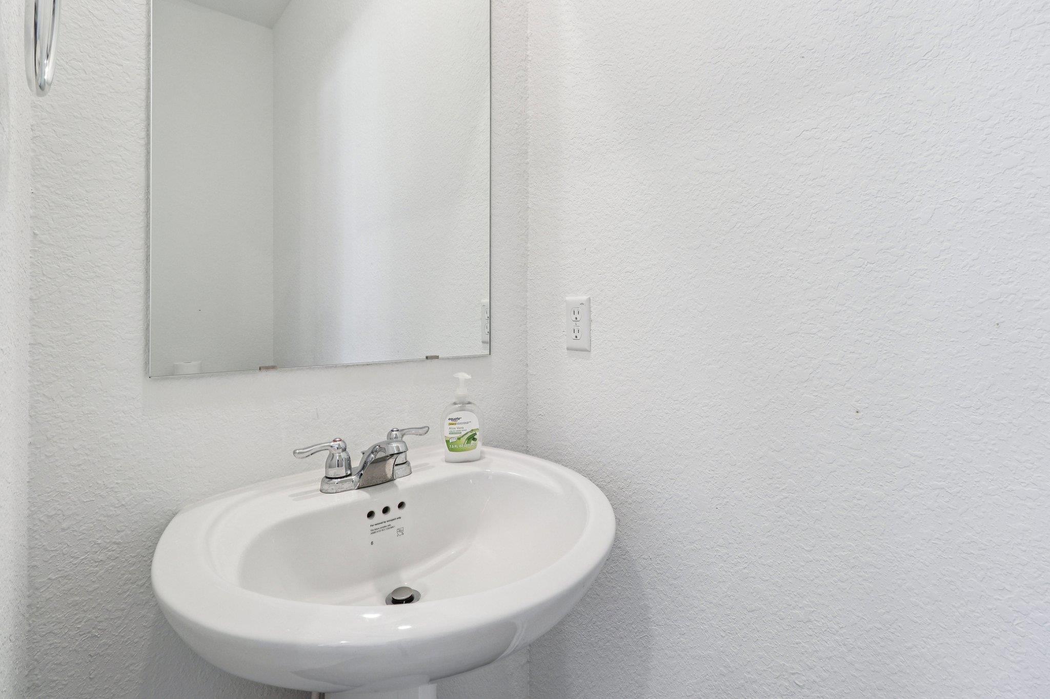 1201 Mallow Rd, Leander, TX 78641