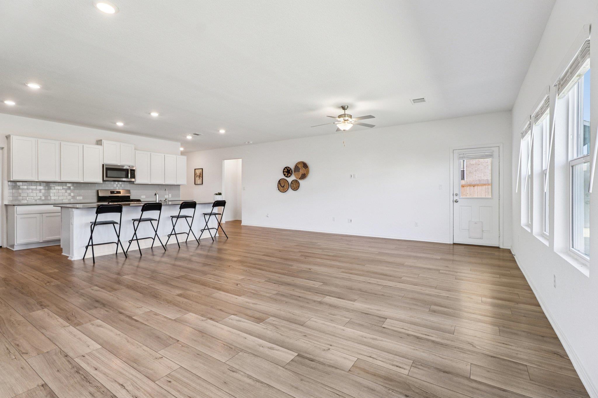 1201 Mallow Rd, Leander, TX 78641