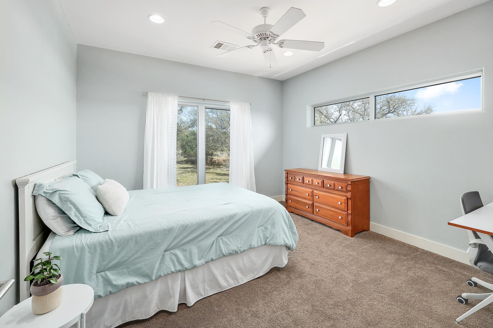 23928 Oscar Rd, Spicewood, TX 78669