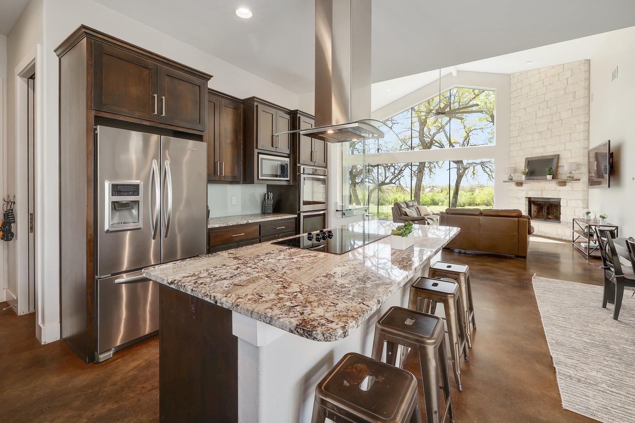 23928 Oscar Rd, Spicewood, TX 78669