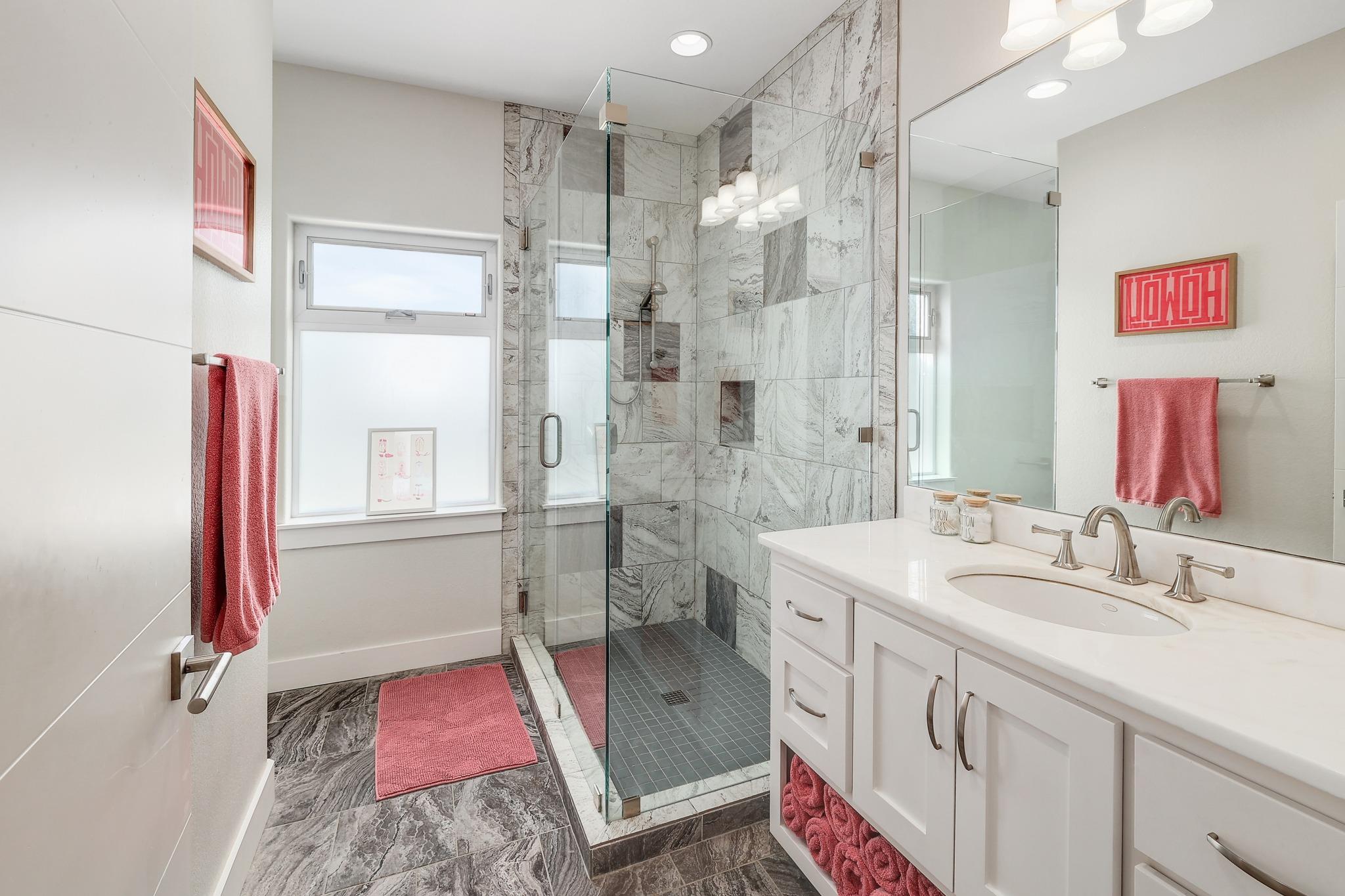 23928 Oscar Rd, Spicewood, TX 78669