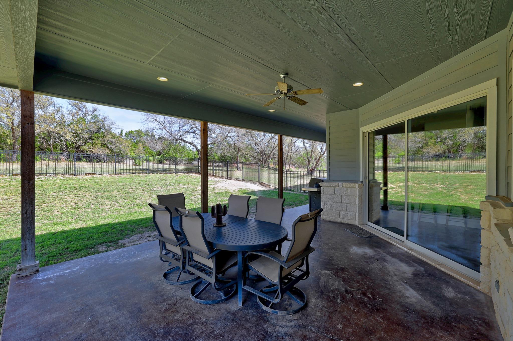 23928 Oscar Rd, Spicewood, TX 78669