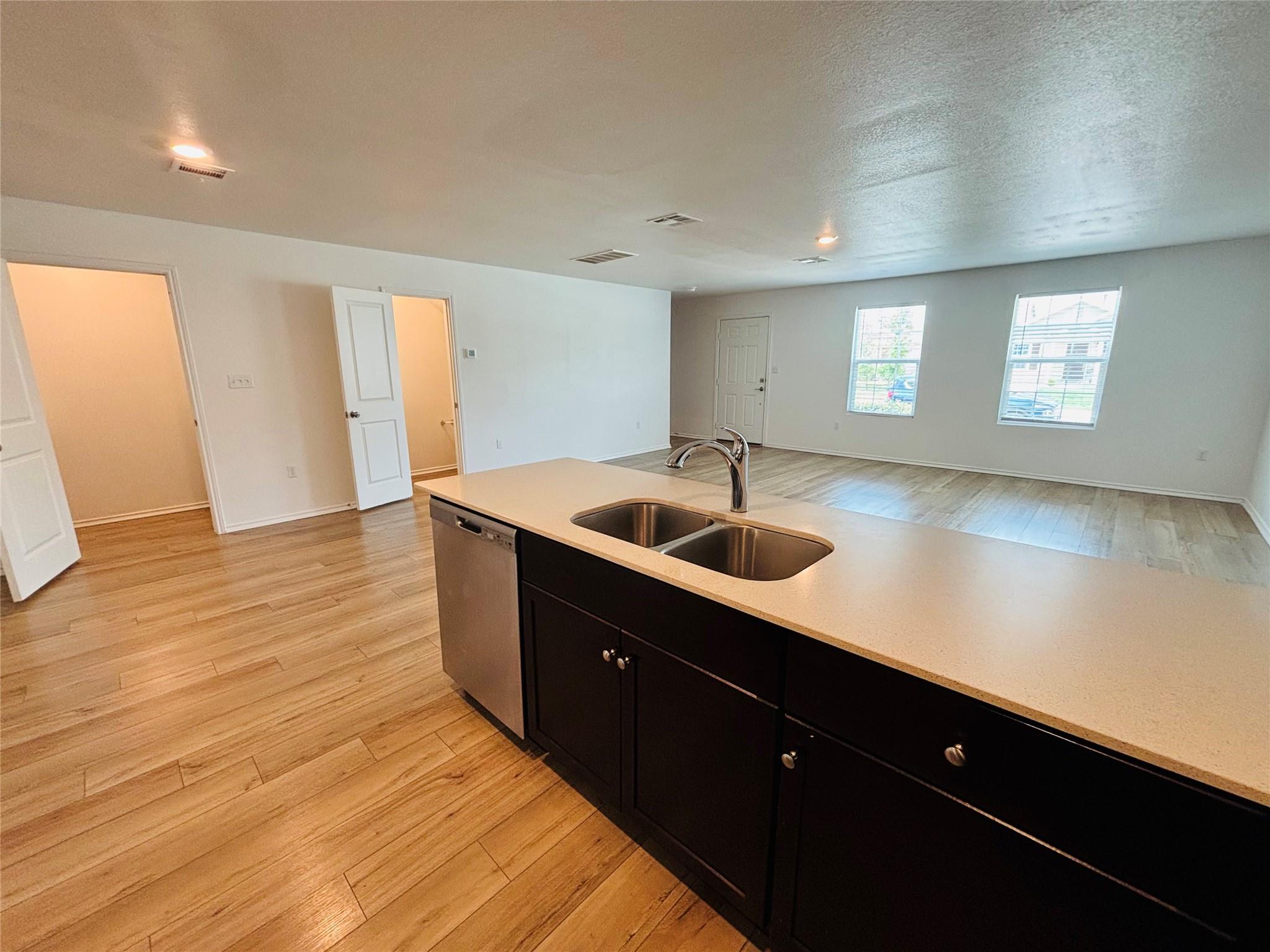 13725 Knights Branch Dr, Elgin, TX 78621