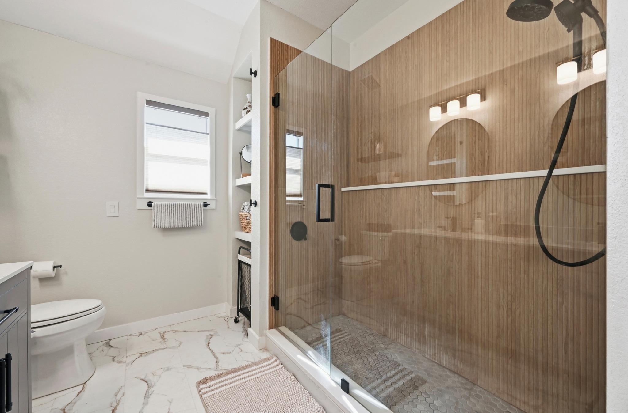 902 Tanglewood Dr, Leander, TX 78641