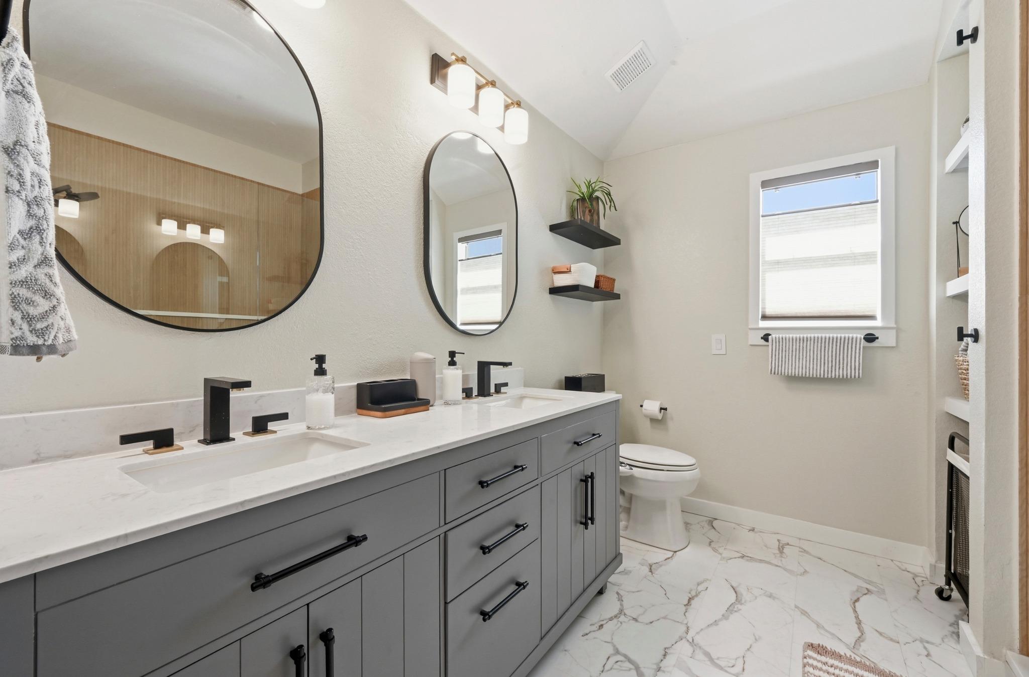 902 Tanglewood Dr, Leander, TX 78641