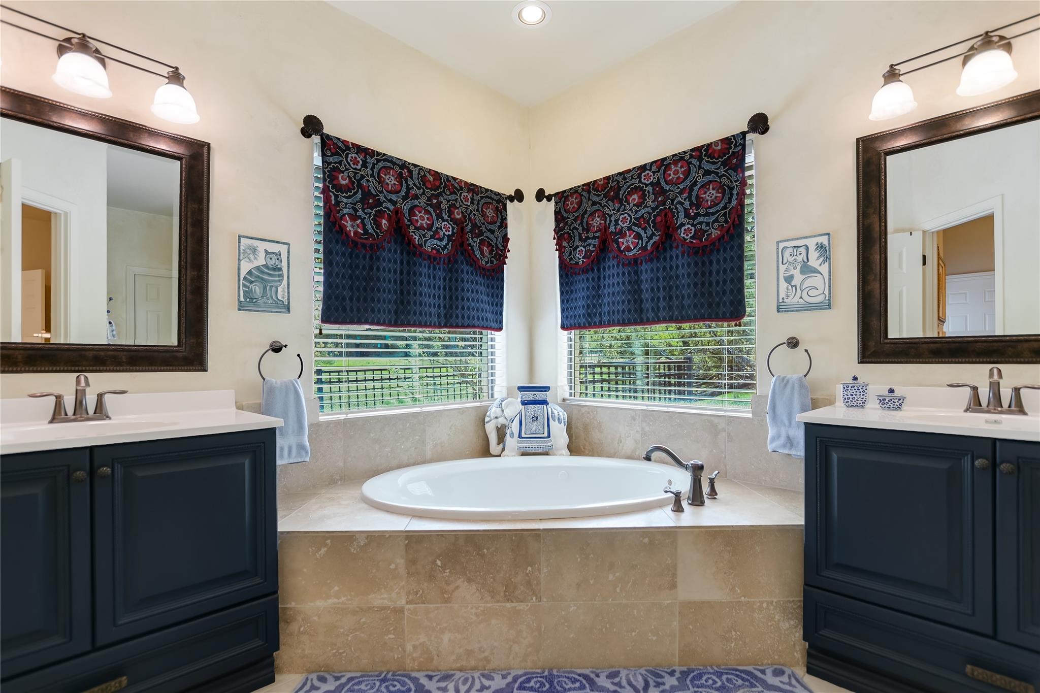 101 Western Spur, Horseshoe Bay, TX 78657