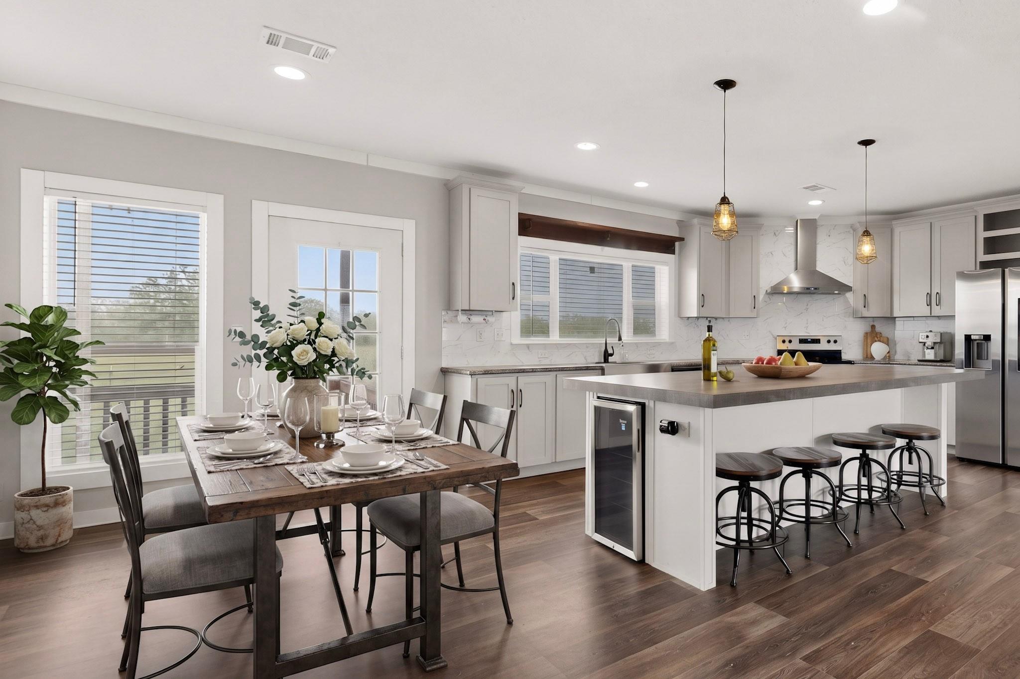 664 Garrett Rd, Yoakum, TX 77995