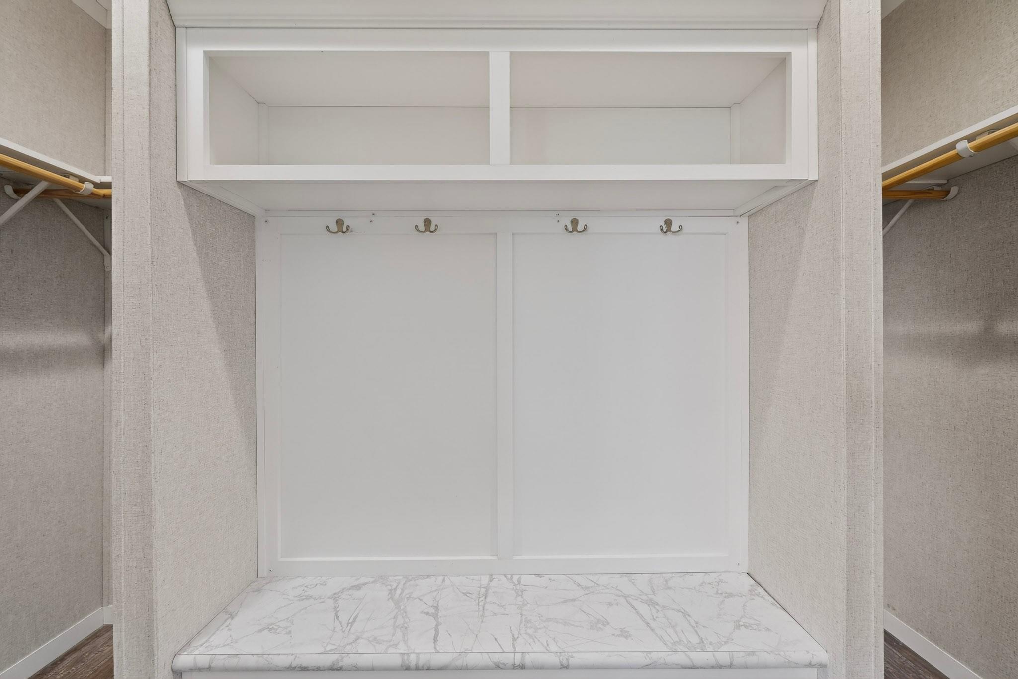 664 Garrett Rd, Yoakum, TX 77995