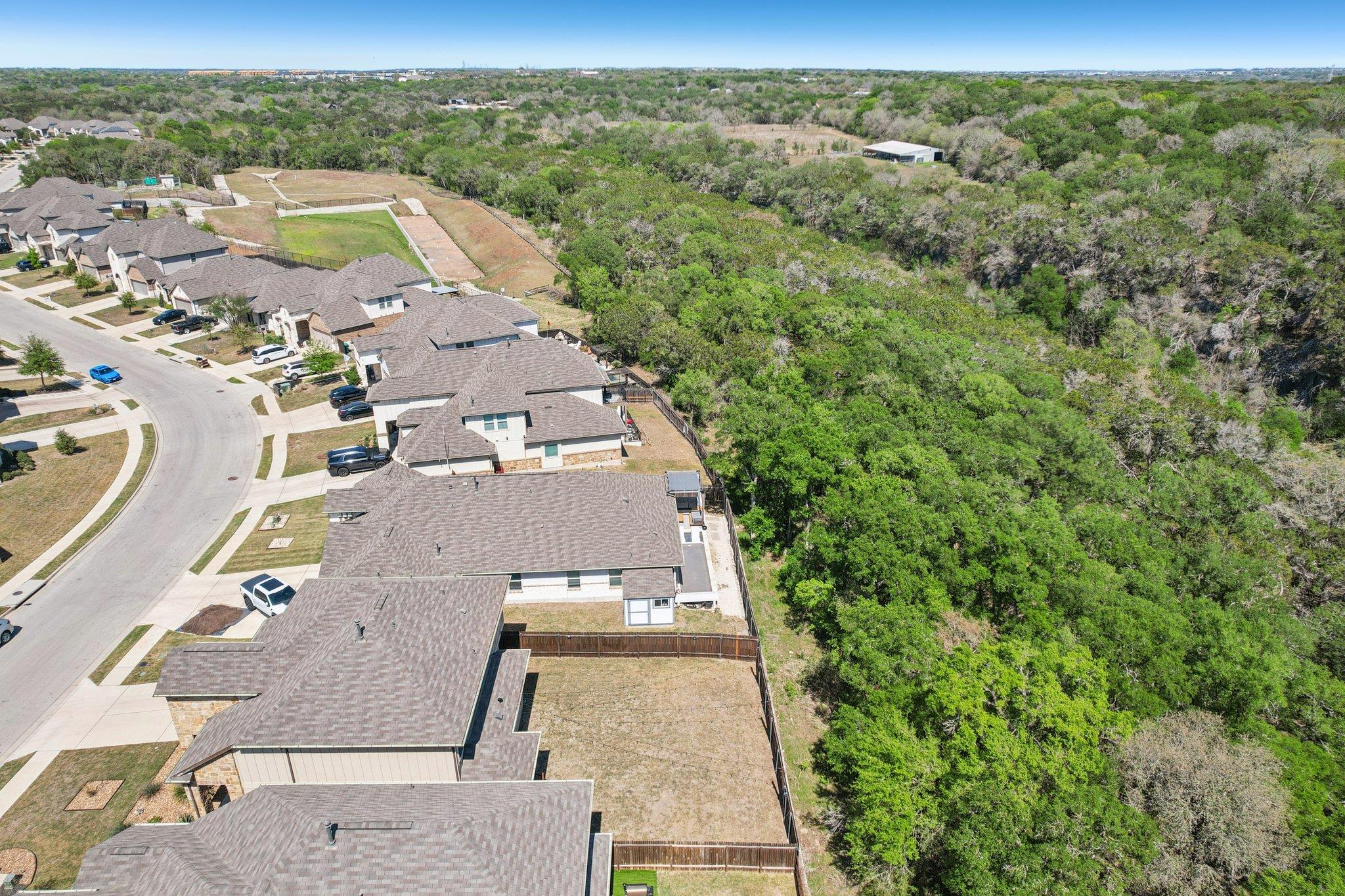 908 Goldilocks Ln, Manchaca, TX 78652
