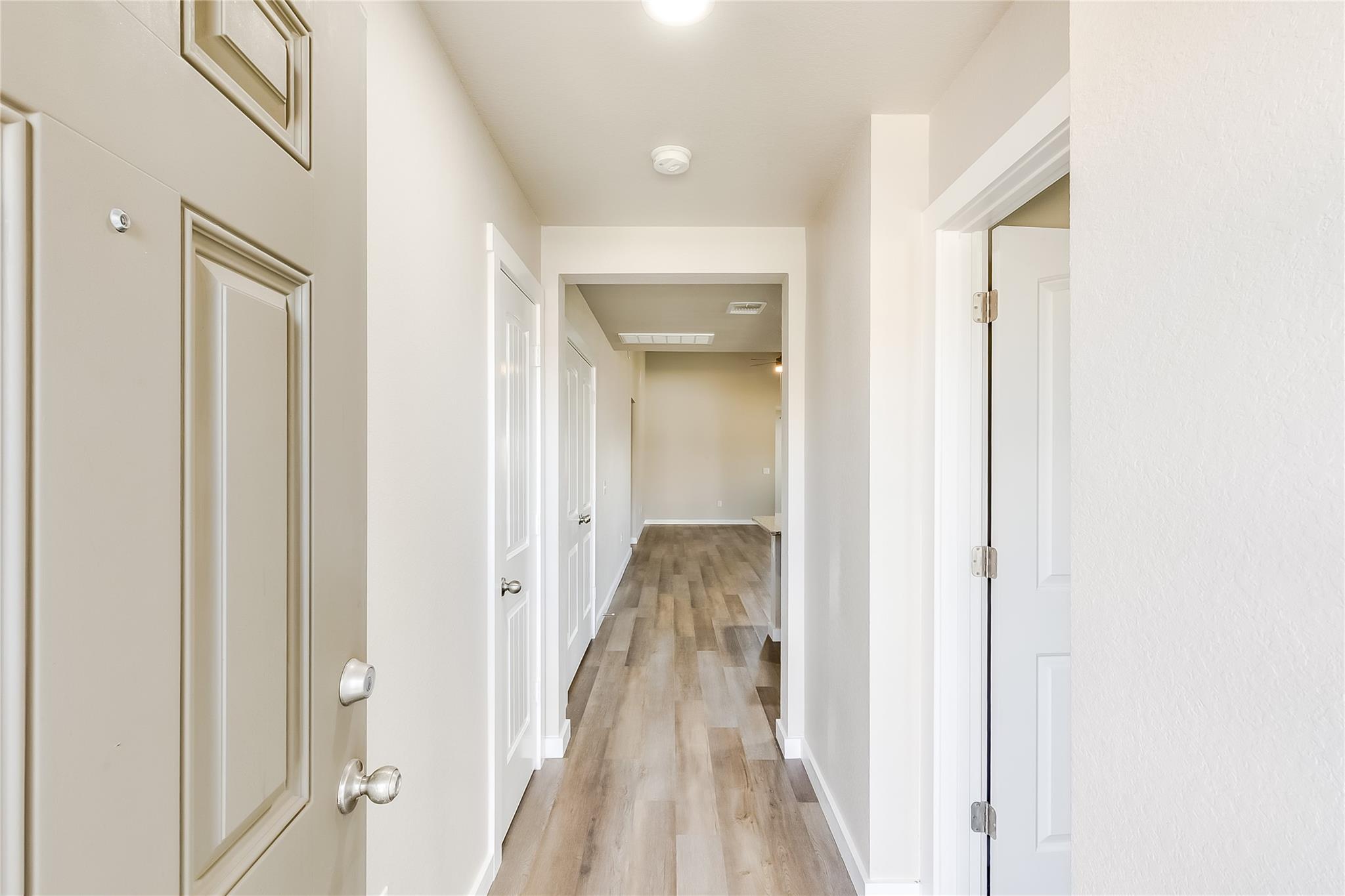 406 Camellia Dr, Hutto, TX 78634