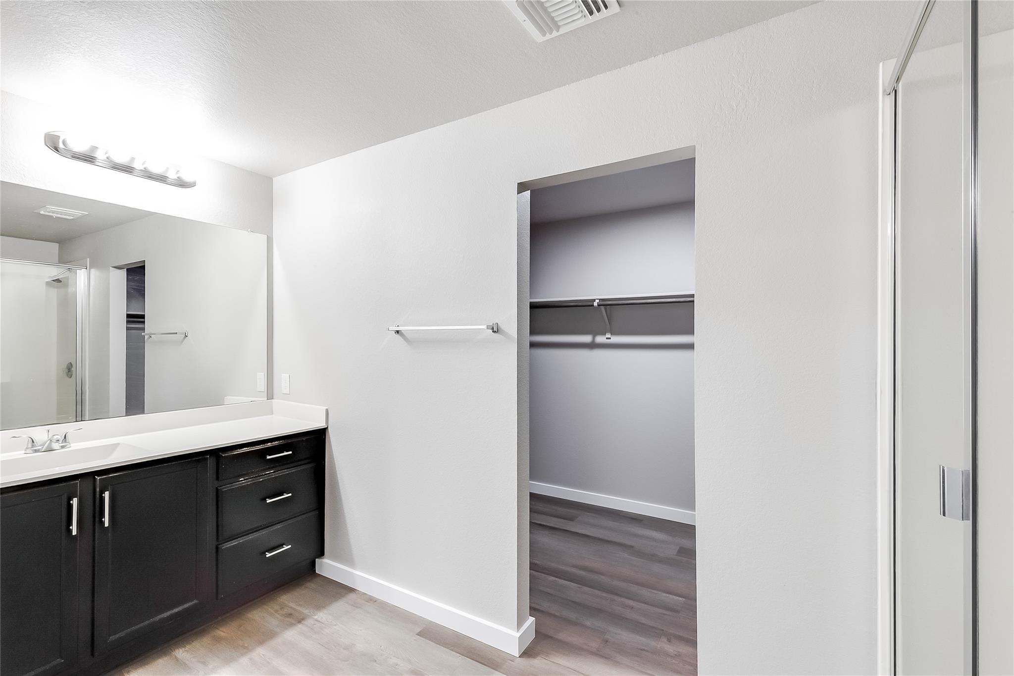 406 Camellia Dr, Hutto, TX 78634