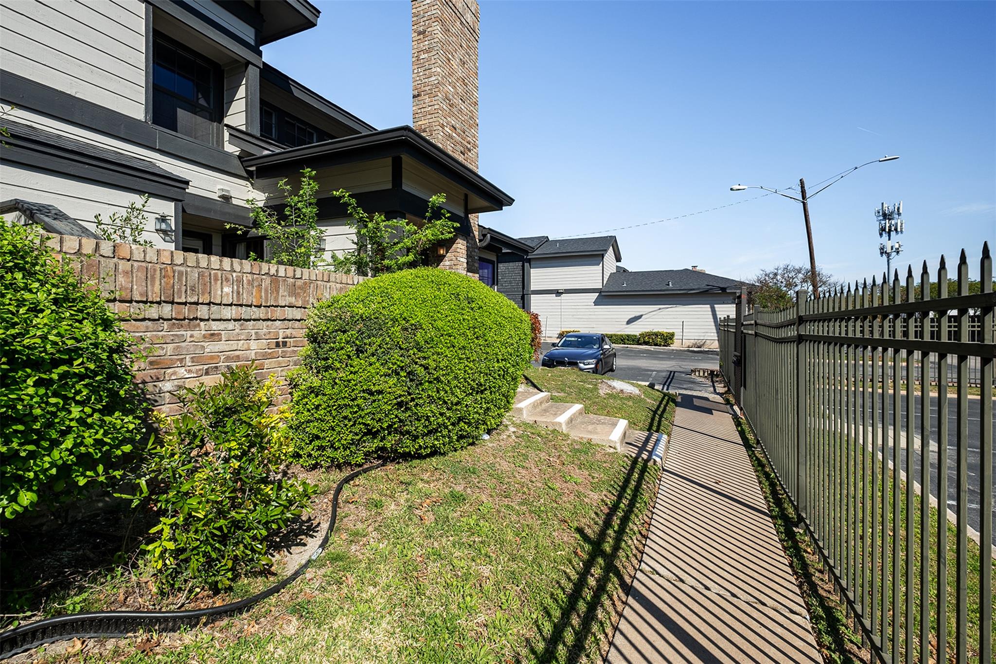 1748 Ohlen Rd # 16, Austin, TX 78757