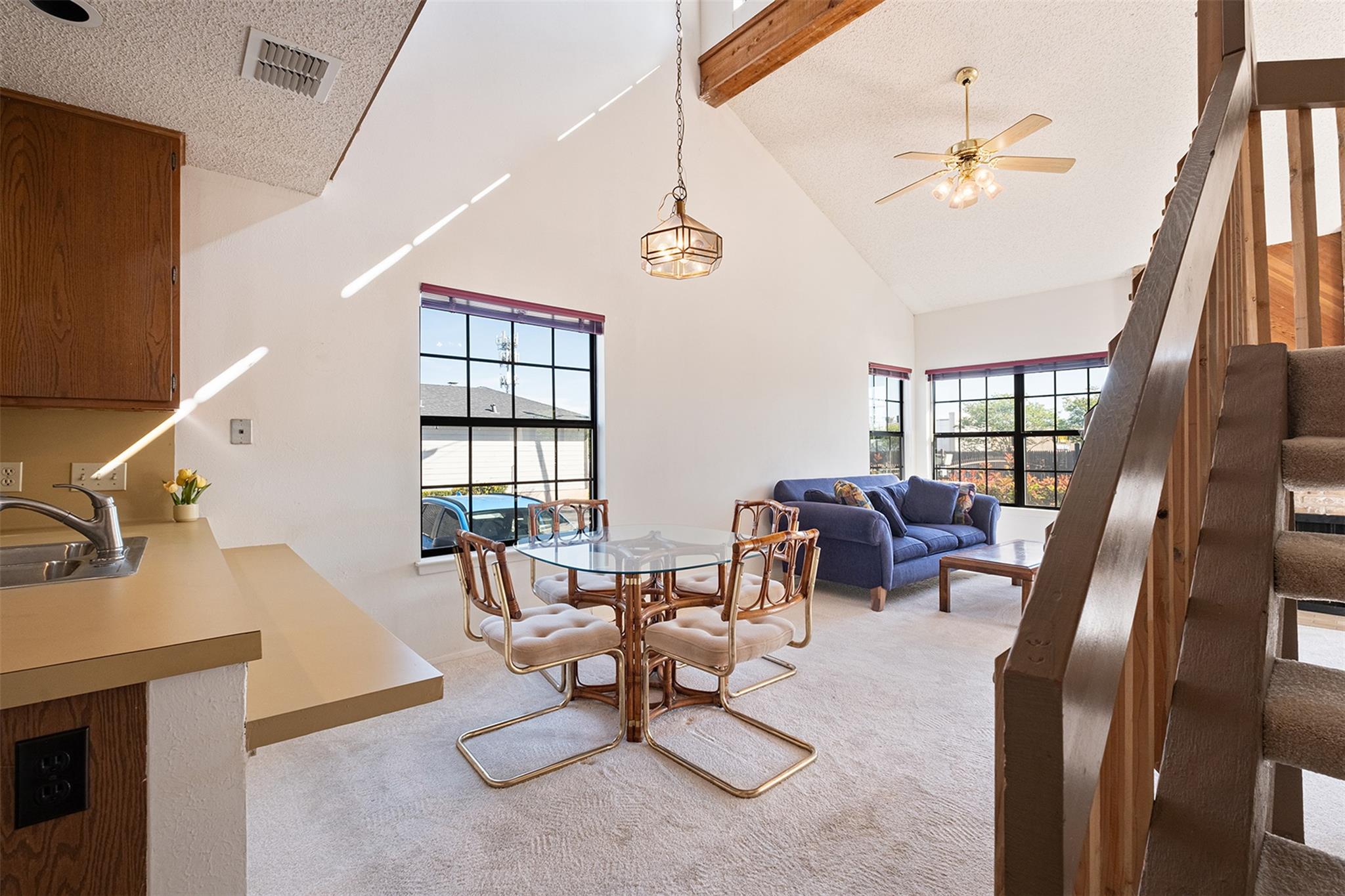 1748 Ohlen Rd # 16, Austin, TX 78757