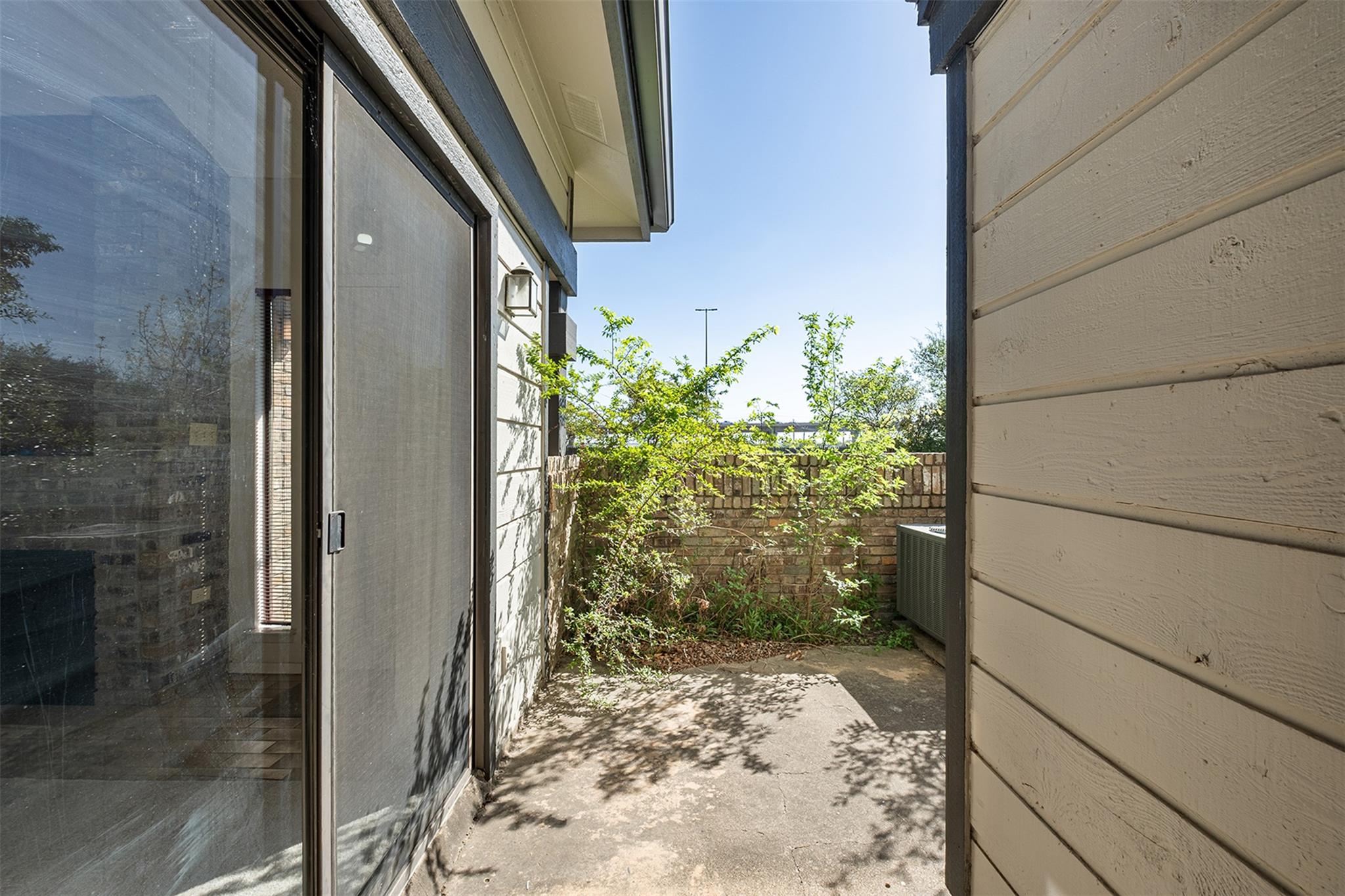 1748 Ohlen Rd # 16, Austin, TX 78757