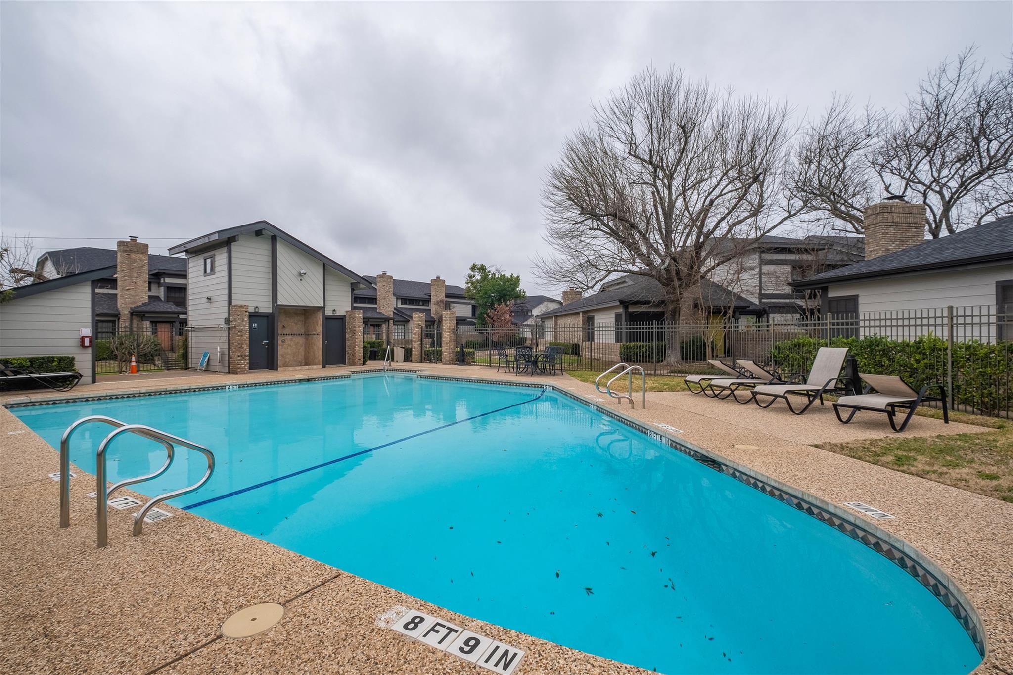 1748 Ohlen Rd # 16, Austin, TX 78757