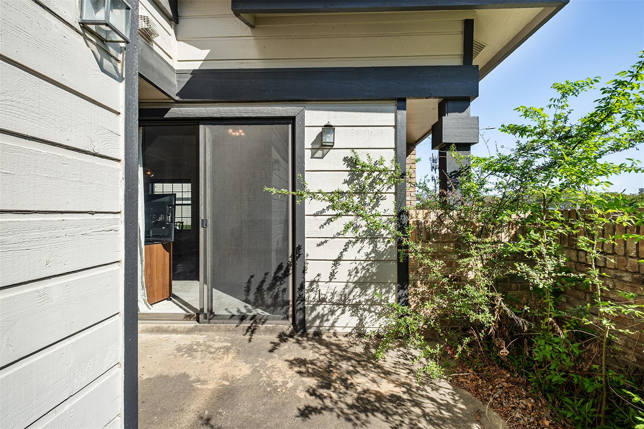 1748 Ohlen Rd # 16, Austin, TX 78757