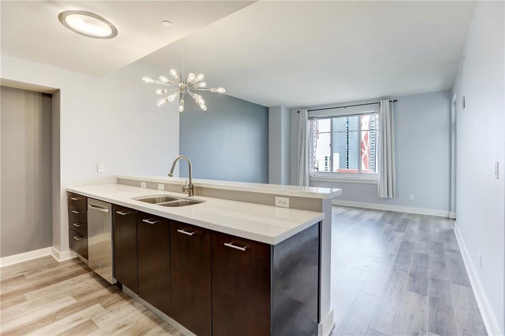 603 Davis St # 907, Austin, TX 78701