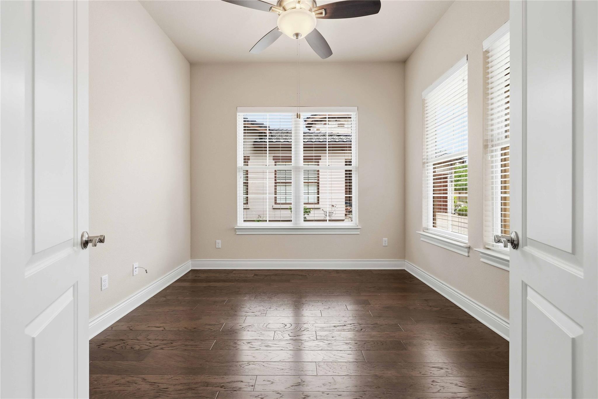 204 Delfino Cir, Lakeway, TX 78734