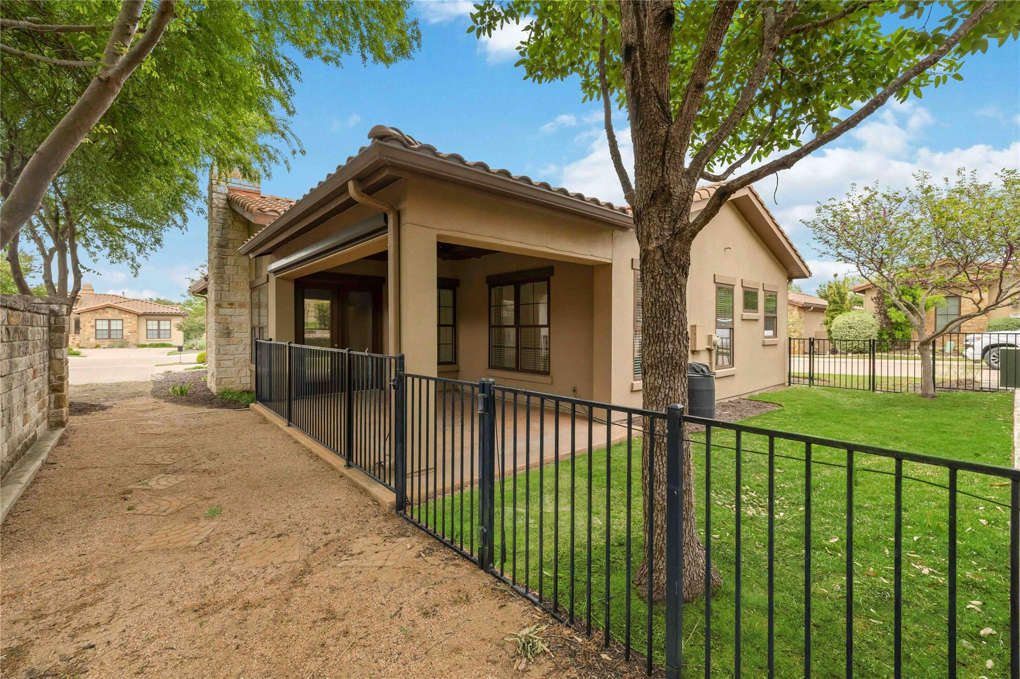 204 Delfino Cir, Lakeway, TX 78734