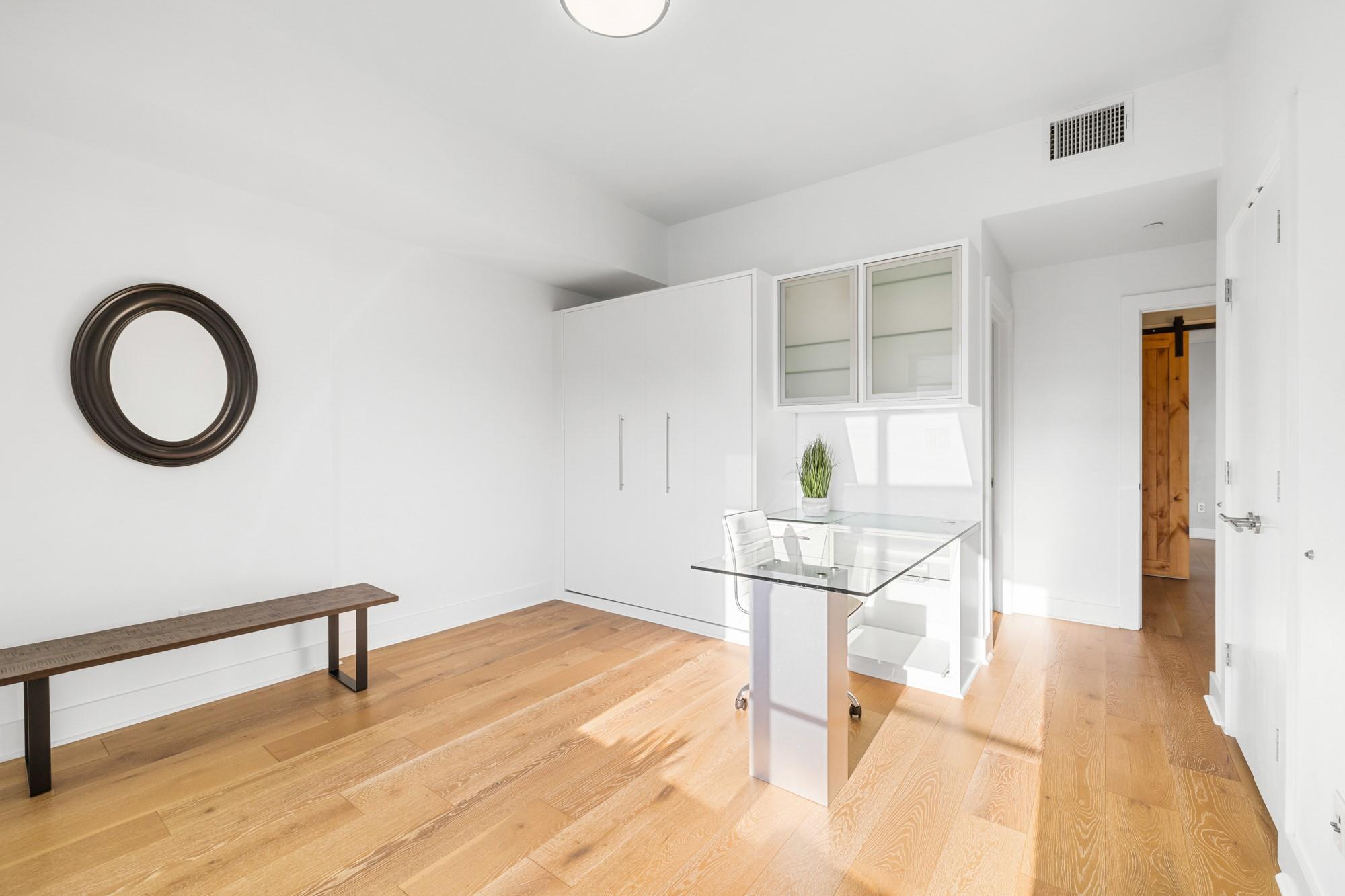 603 Davis St # 1103, Austin, TX 78701