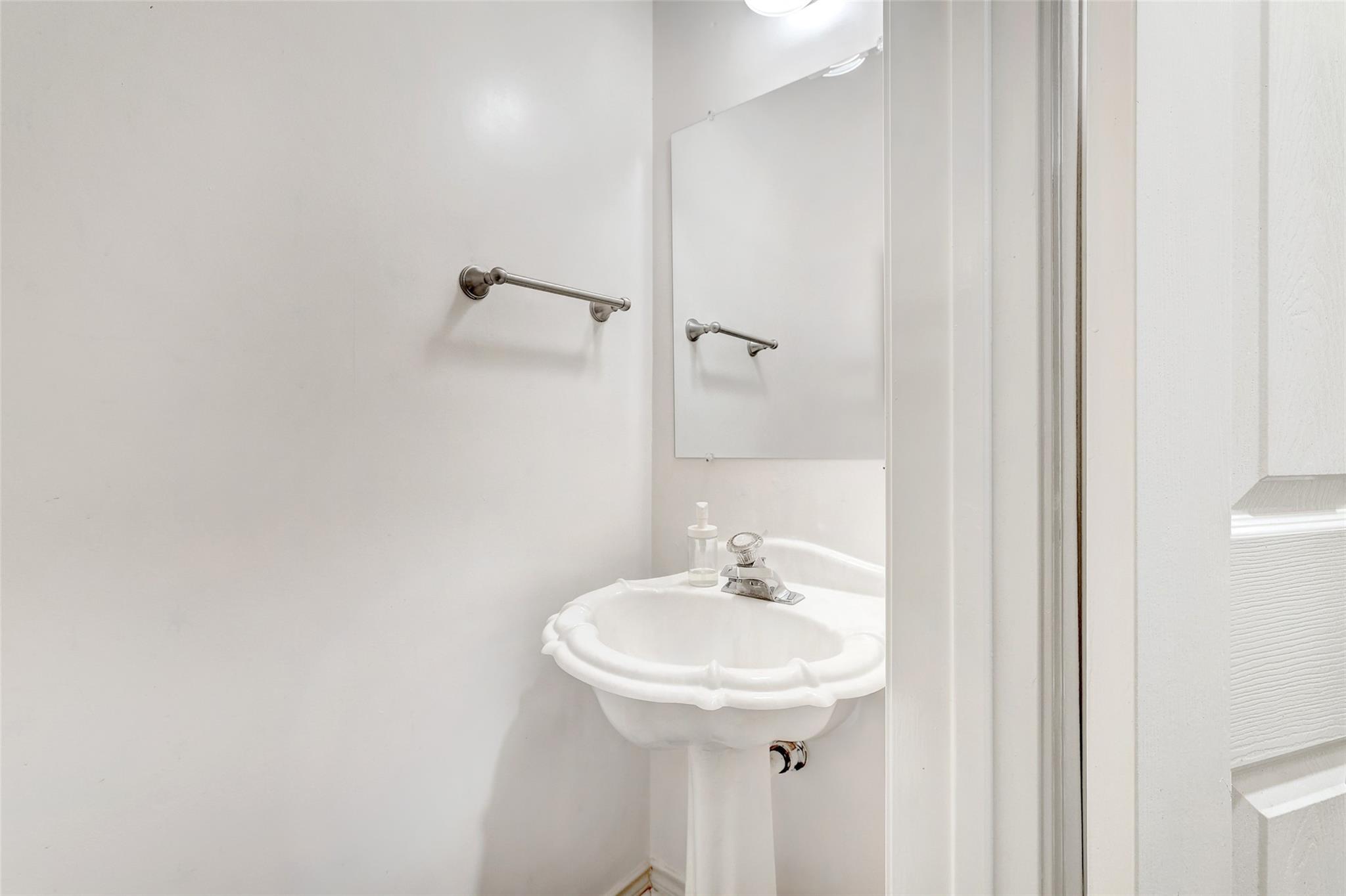 13220 Darwin Ln, Austin, TX 78729