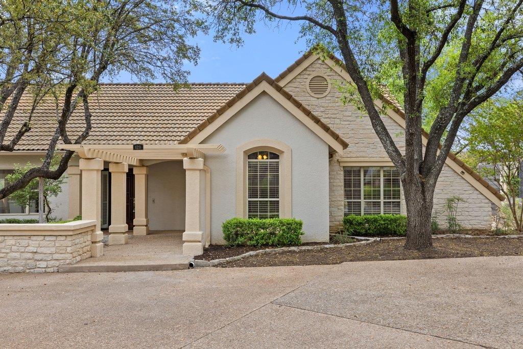 120 Royal Oak Ln, Lakeway, TX 78734