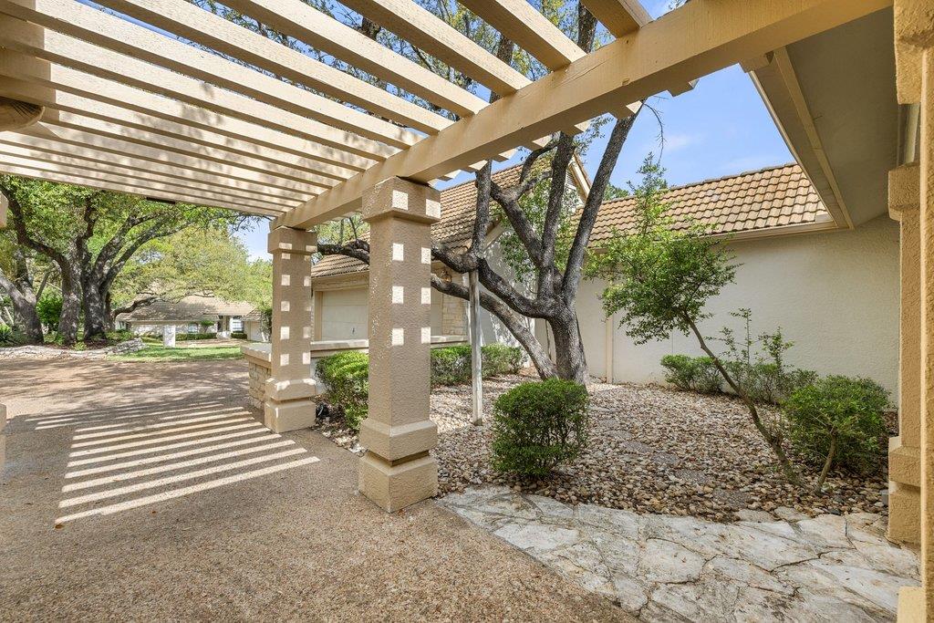 120 Royal Oak Ln, Lakeway, TX 78734