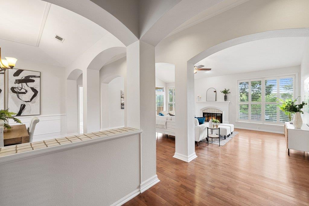 120 Royal Oak Ln, Lakeway, TX 78734