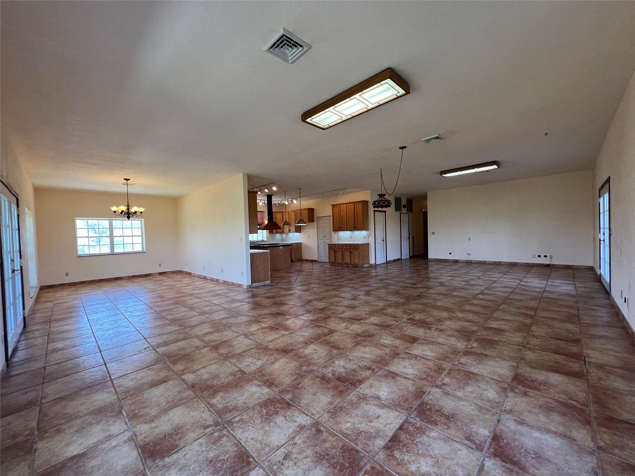 333 County Road 497, Taylor, TX 76574